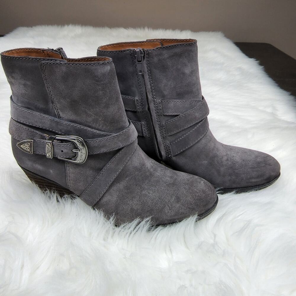 New MSRP $159 Zodiac Size 8 Sammi Grey Suede Mid Block Heel Buckle Booties